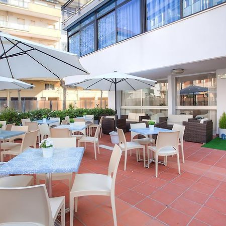 Hotel Mario Cesenatico Exterior foto