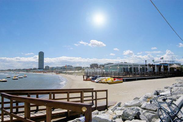 Hotel Mario Cesenatico Exterior foto